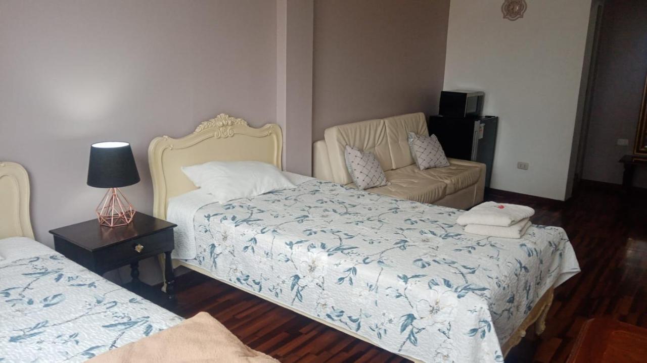 Strenua - Las Quintanas Hostel Трухильо Екстериор снимка
