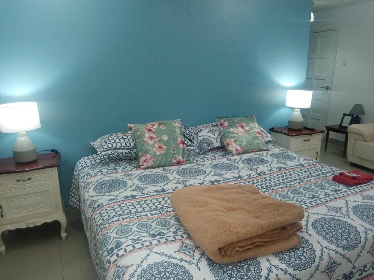 Strenua - Las Quintanas Hostel Трухильо Екстериор снимка