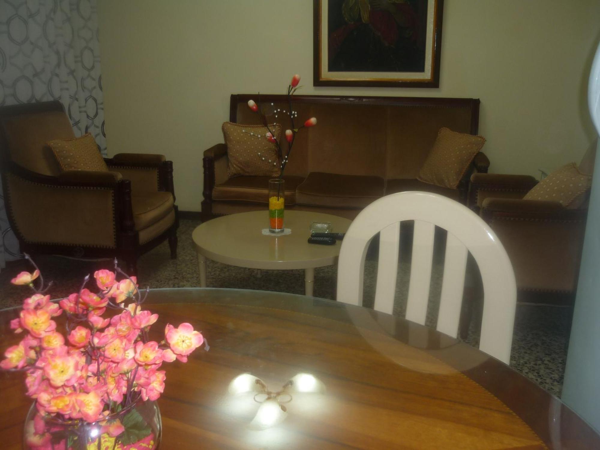 Strenua - Las Quintanas Hostel Трухильо Екстериор снимка