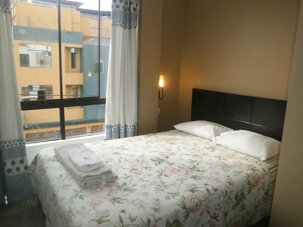 Strenua - Las Quintanas Hostel Трухильо Екстериор снимка