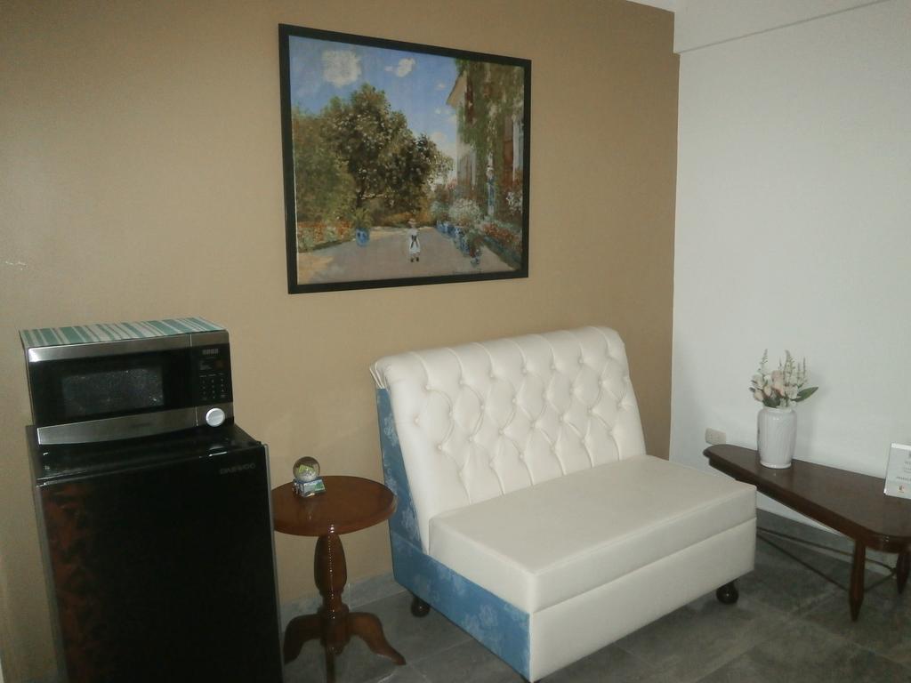 Strenua - Las Quintanas Hostel Трухильо Екстериор снимка