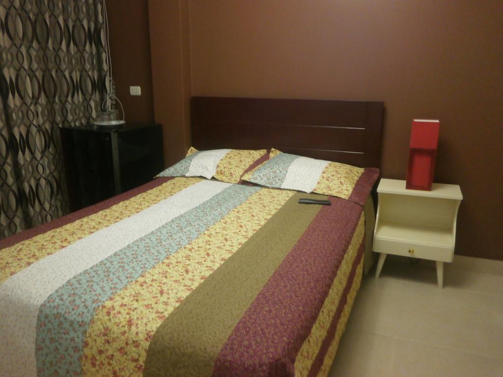 Strenua - Las Quintanas Hostel Трухильо Екстериор снимка